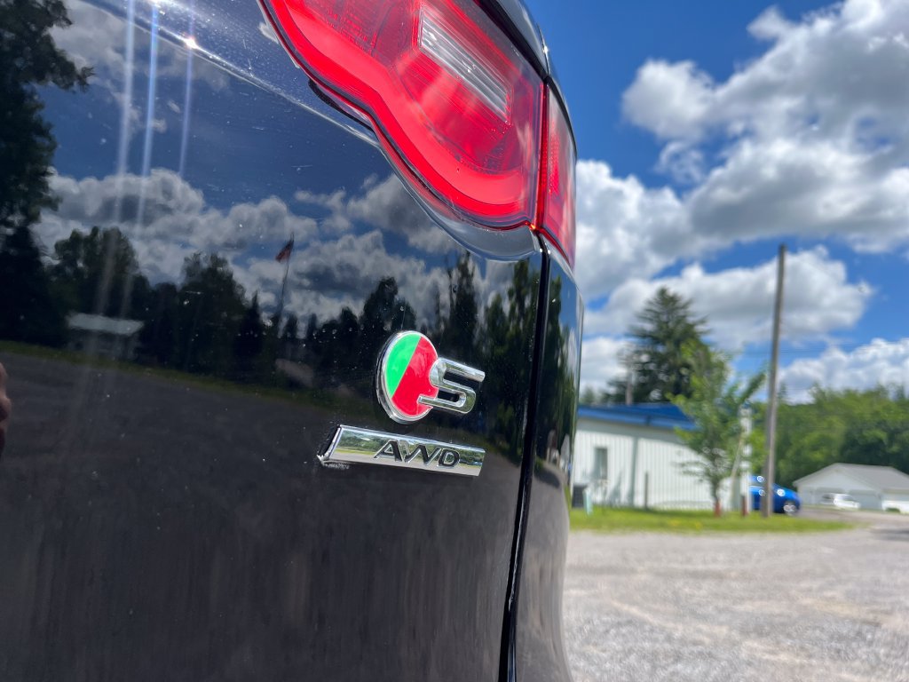 Used 2018 Jaguar F-PACE S AWD/4WD image 42