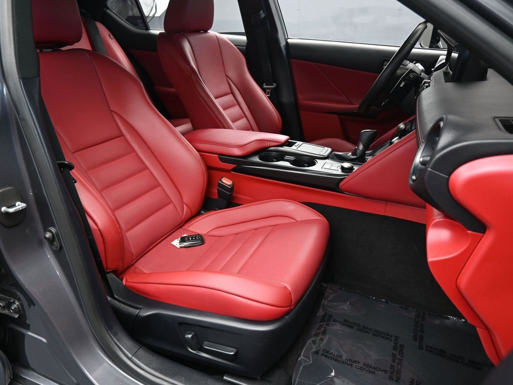 Used 2024 Lexus IS 500 image 46