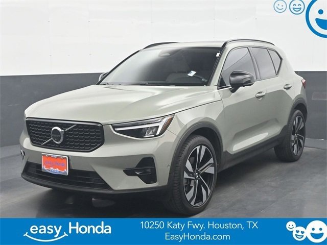 Used 2023 Volvo XC40 B5 Ultimate w/ Protection Package Premier