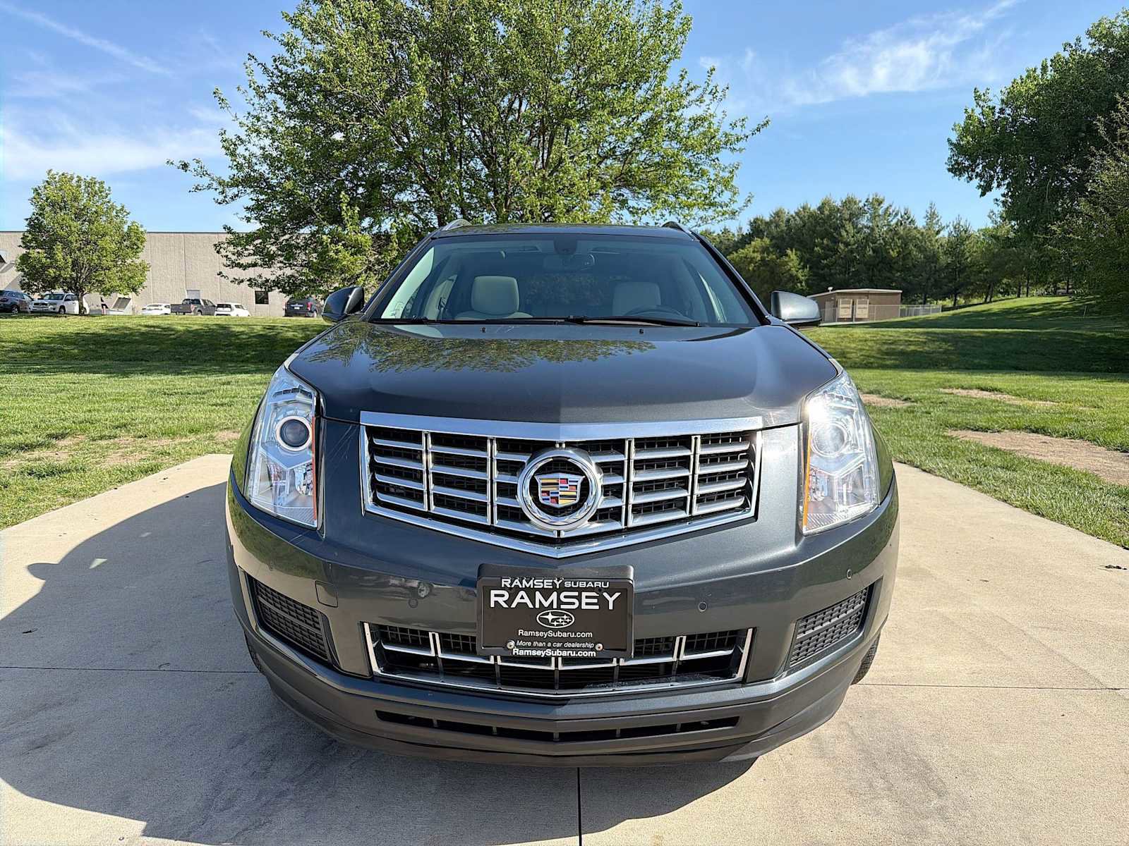 Used 2016 Cadillac SRX Luxury AWD/4WD image 9