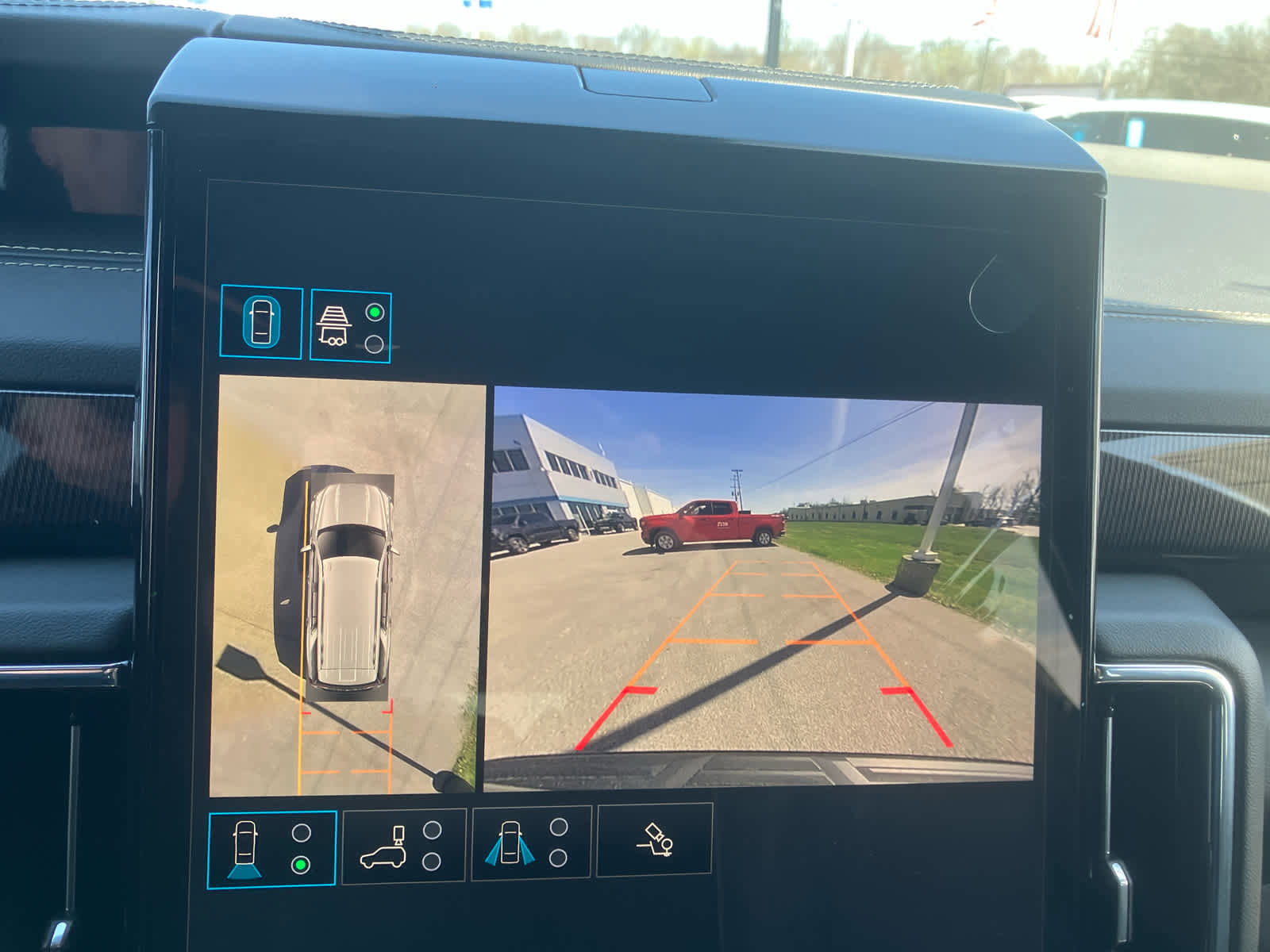 New 2026 GMC Yukon Elevation image 28