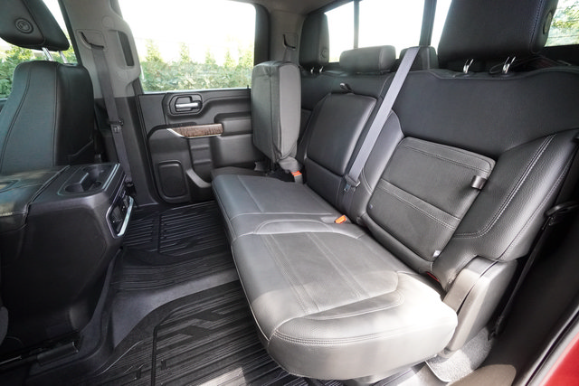 Used 2024 GMC Sierra 2500 AT4 w/ AT4 Preferred Package AWD/4WD image 30