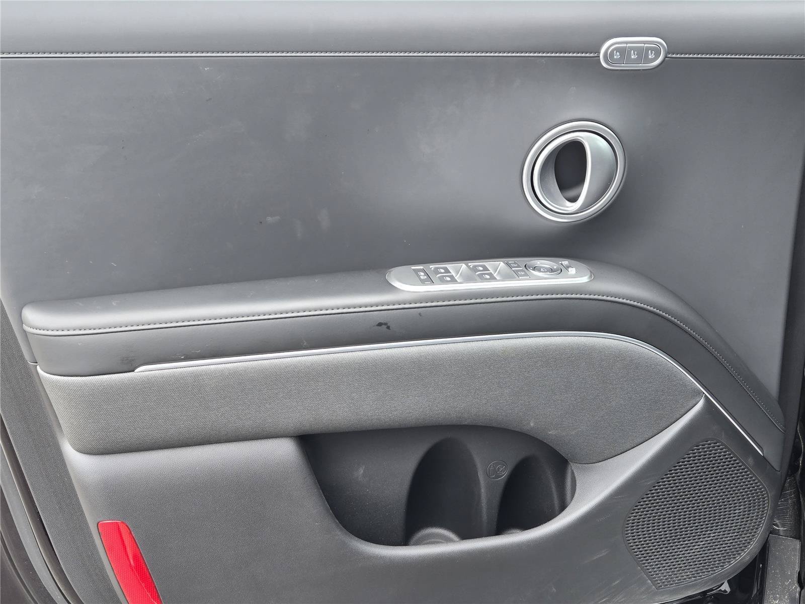 Used 2026 Hyundai Palisade Calligraphy FWD image 13