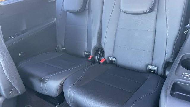 Used 2024 Mercedes-Benz GLS 450 4MATIC image 24