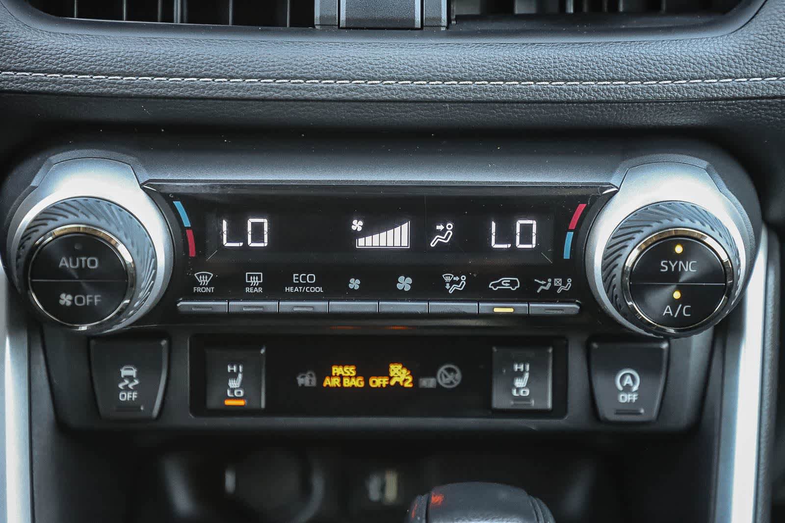 Used 2023 Toyota RAV4 XLE w/ Convenience Package FWD image 13