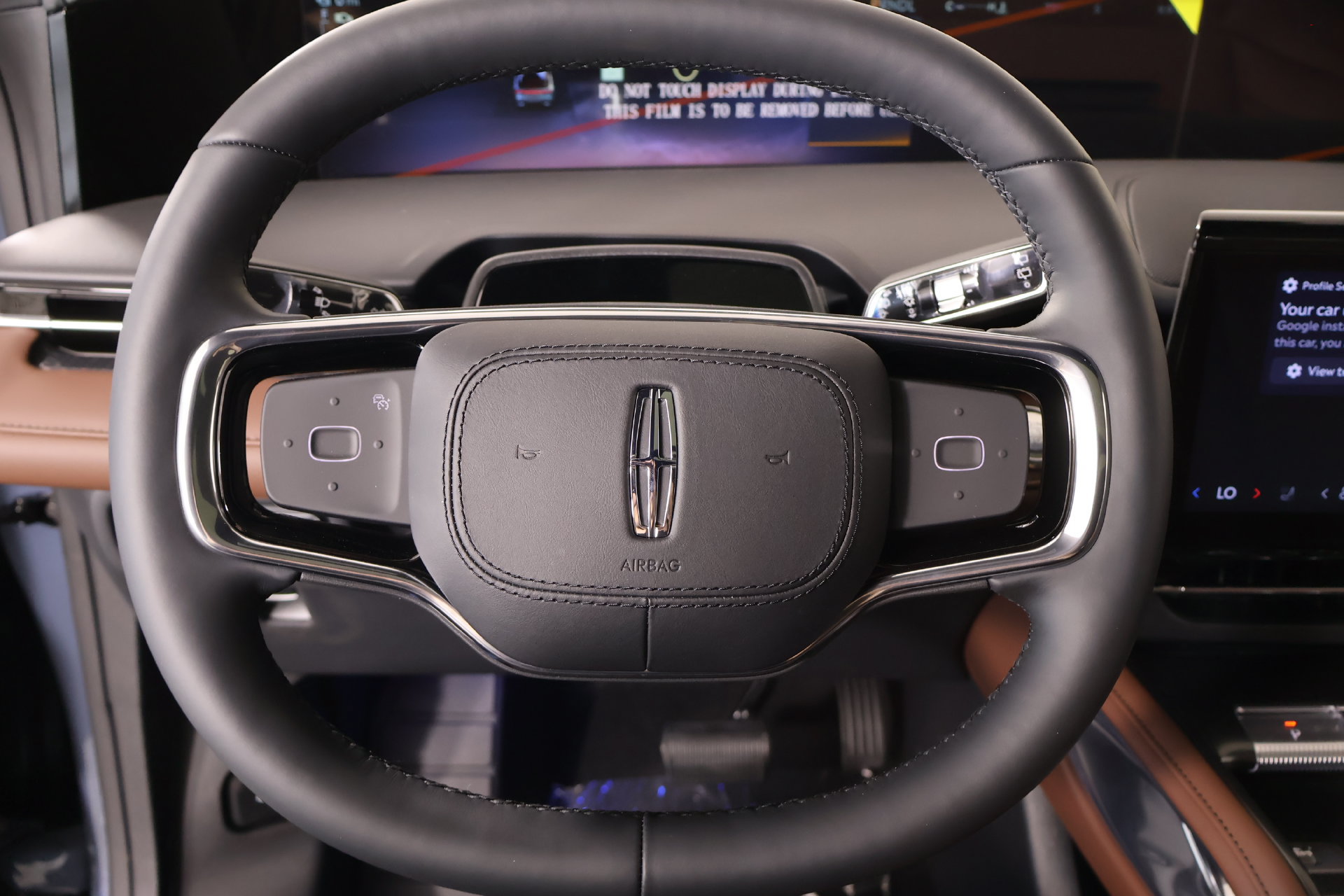 New 2026 Lincoln Nautilus Reserve AWD/4WD image 3