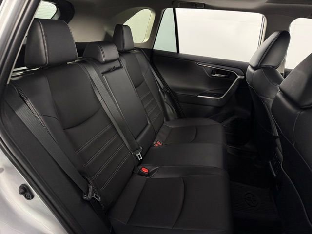 Used 2024 Toyota RAV4 Limited image 17