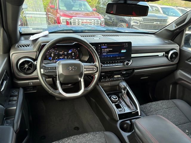 Used 2024 Chevrolet Colorado Z71 w/ Z71 Convenience Package 2 AWD/4WD image 11