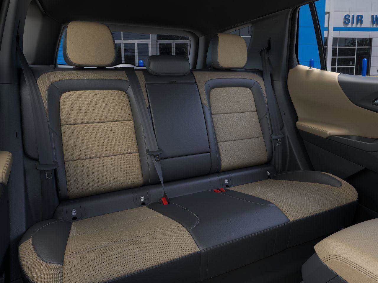 New 2026 Chevrolet Equinox ACTIV w/ Convenience Package III FWD image 18
