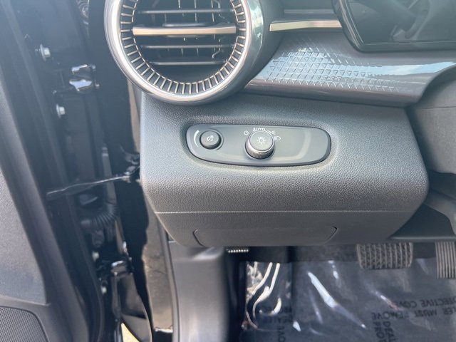 New 2025 Chevrolet Trax ACTIV w/ Driver Confidence Package image 15