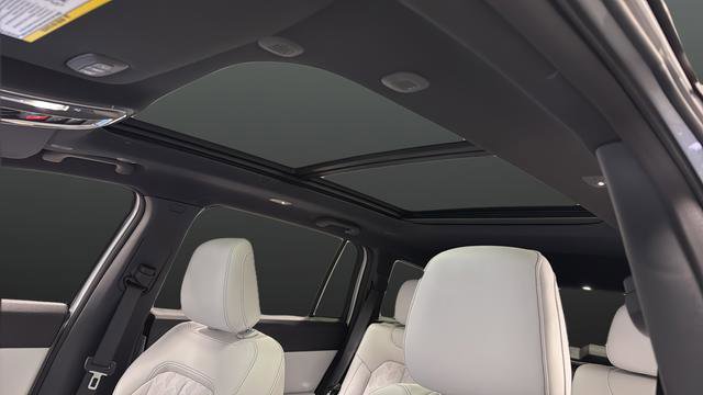 New 2026 Jeep Cherokee Overland w/ Trailer Tow Group image 12