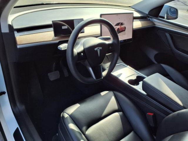 Used 2024 Tesla Model Y Long Range image 5