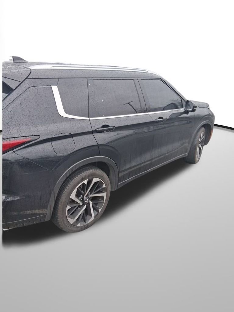 Used 2023 Mitsubishi Outlander SEL 40th Anniversary image 5