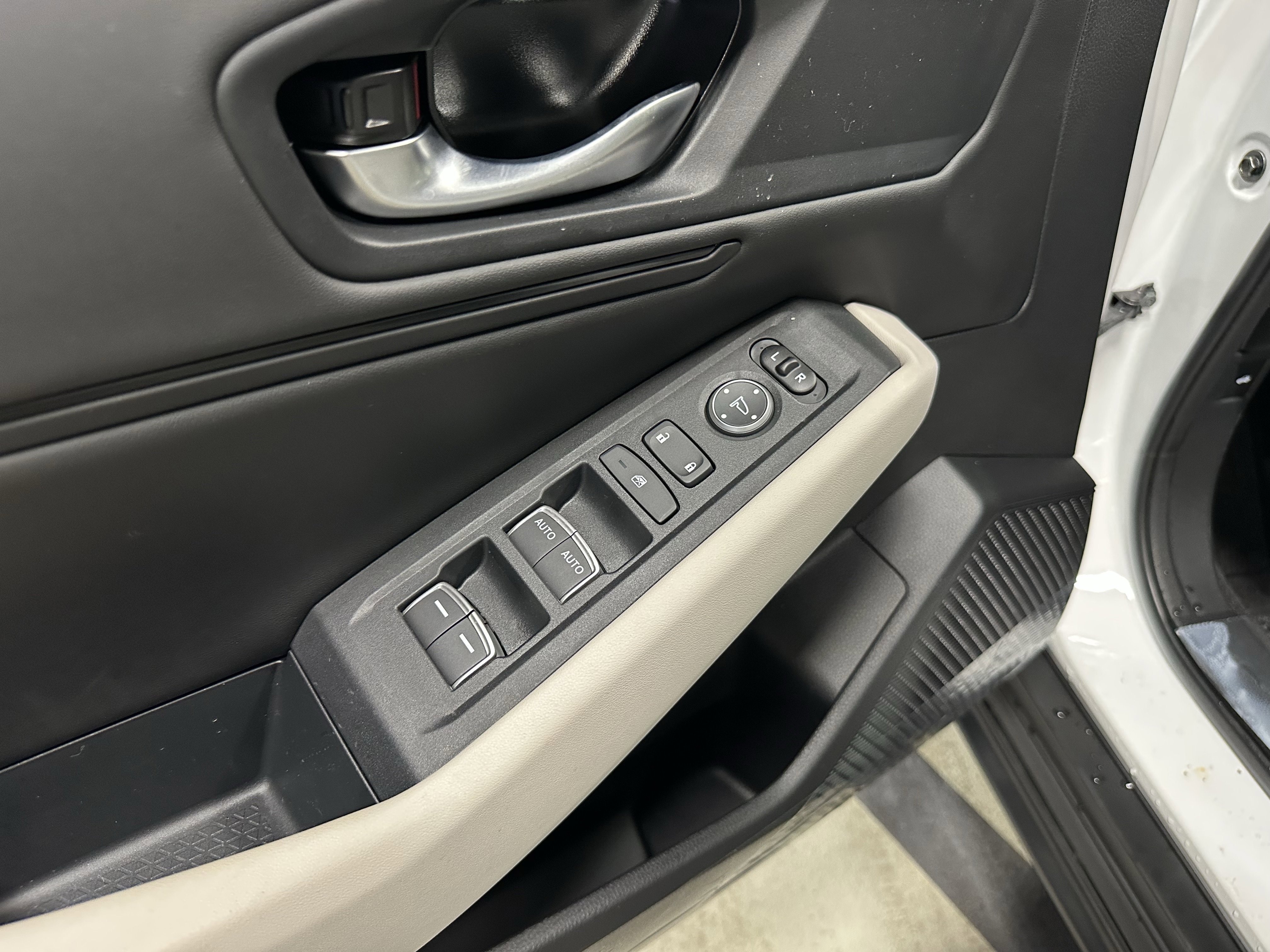 New 2025 Honda Accord SE image 15