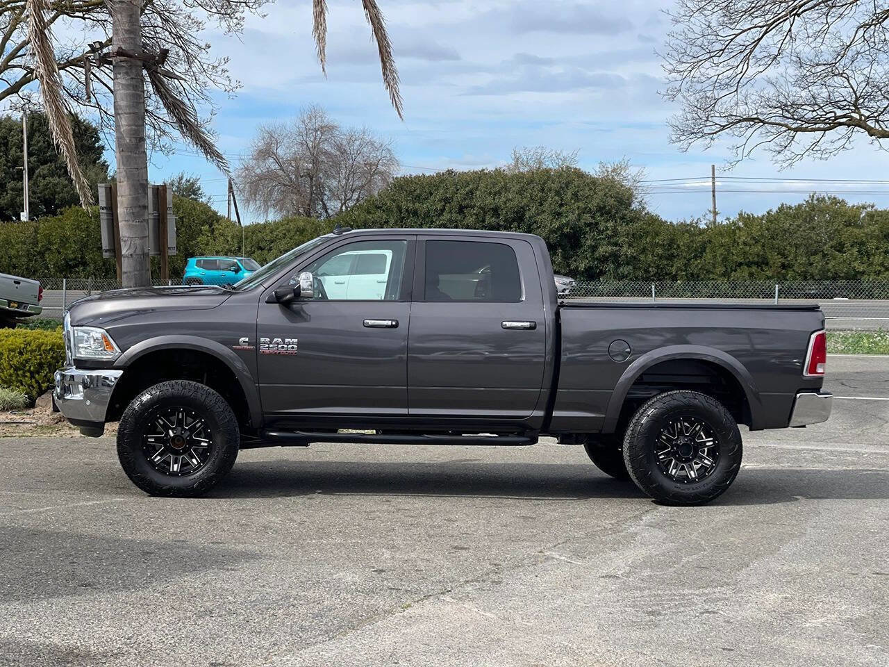 Used 2018 RAM 2500 Laramie w/ Protection Group AWD/4WD image 3