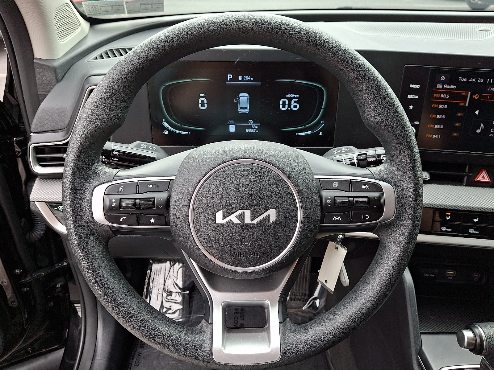 Used 2024 Kia Sportage LX AWD/4WD image 18