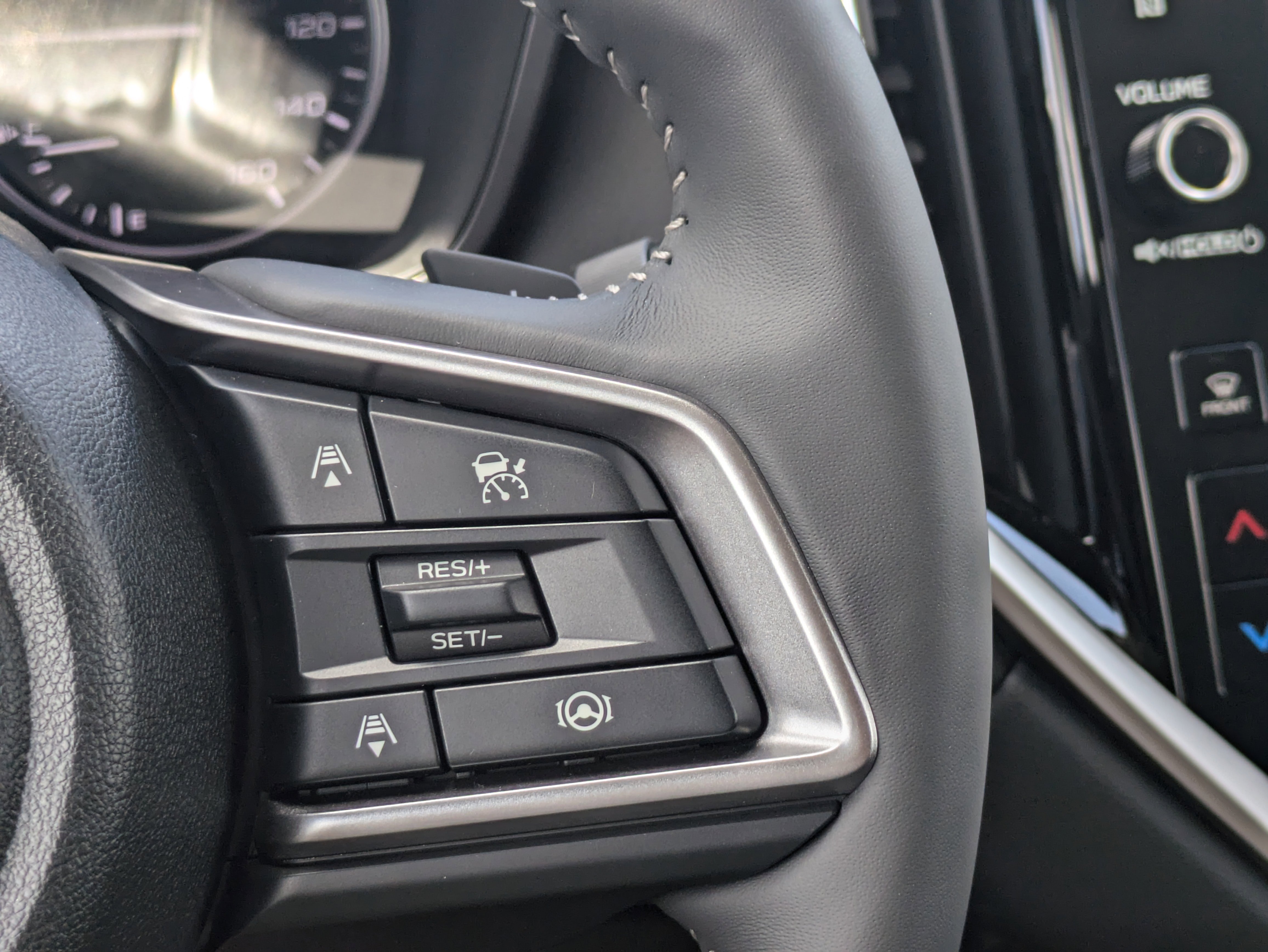 Used 2025 Subaru Ascent Touring w/ Popular Package #1 image 25