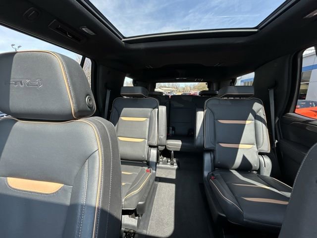 Used 2023 GMC Yukon AT4 w/ Technology Package AWD/4WD image 41