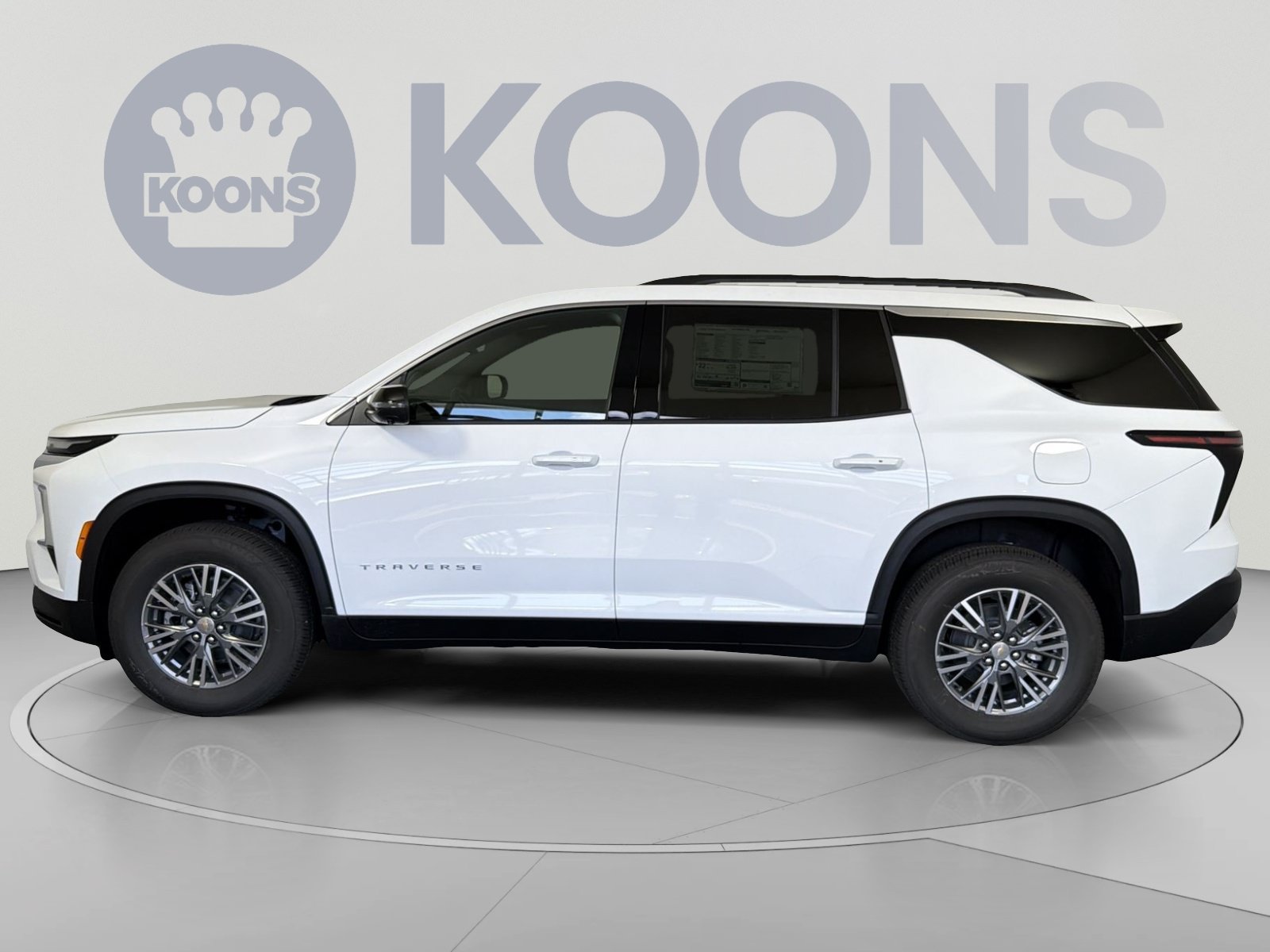 New 2027 Chevrolet Traverse LT w/ Driver Confidence Package FWD image 2