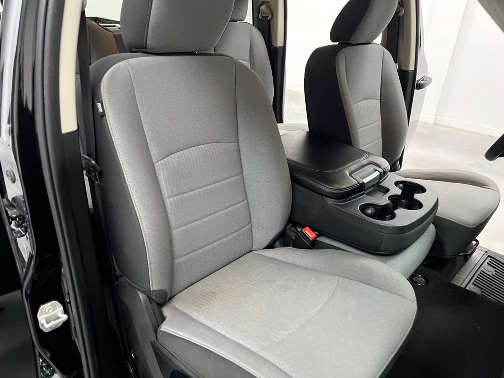 Used 2024 RAM 1500 Classic SLT image 21