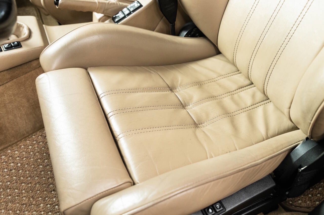 Used 1988 BMW M5 image 54