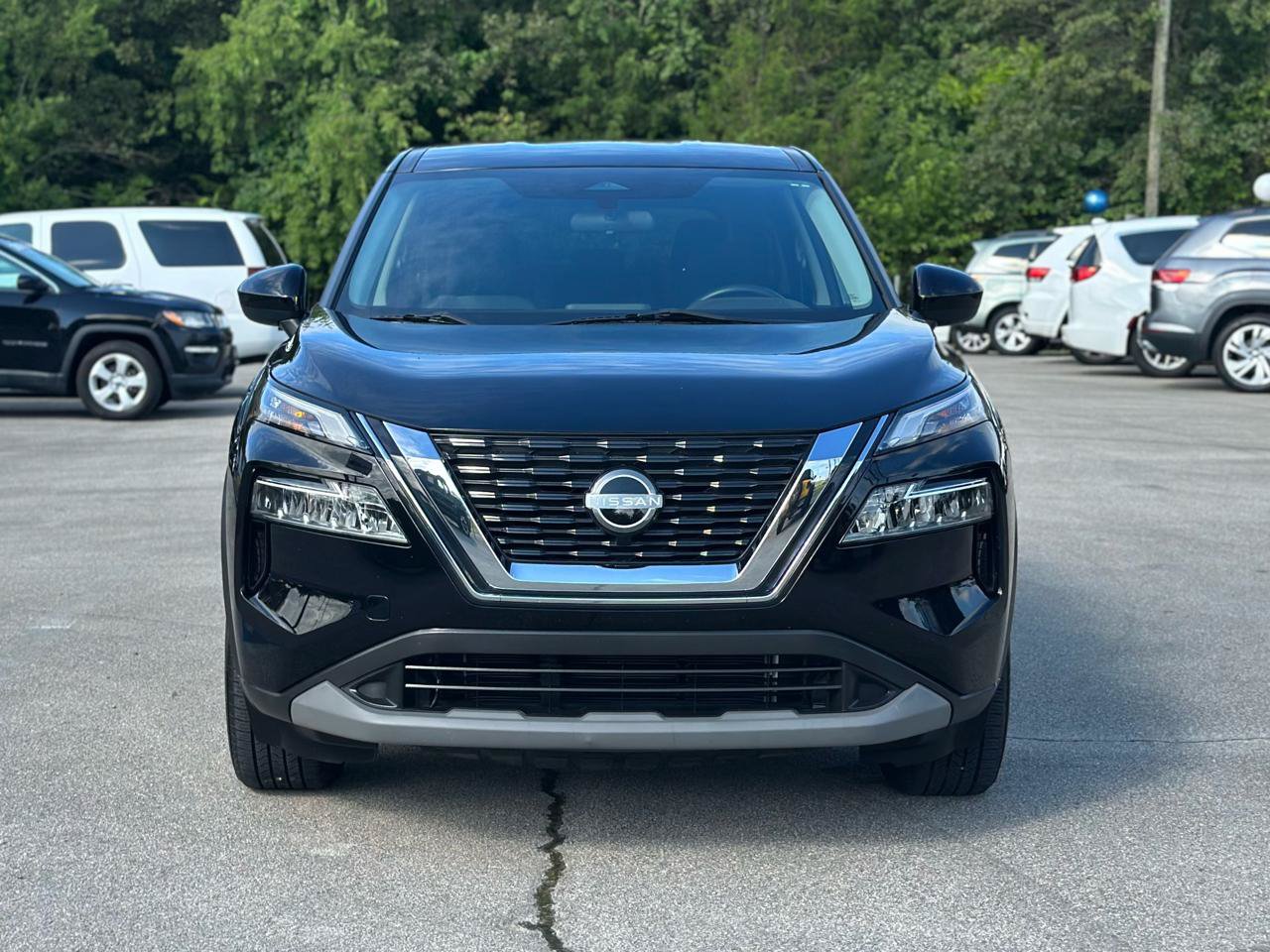 Used 2023 Nissan Rogue SV FWD image 15