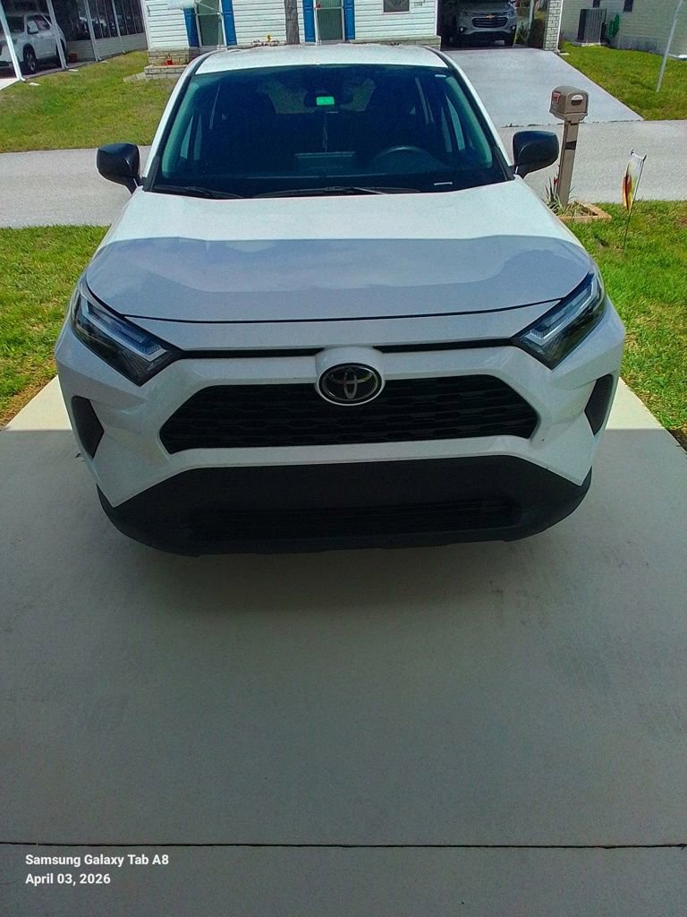 Certified 2023 Toyota RAV4 LE AWD/4WD image 3