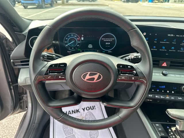 Used 2024 Hyundai Elantra Limited FWD image 15
