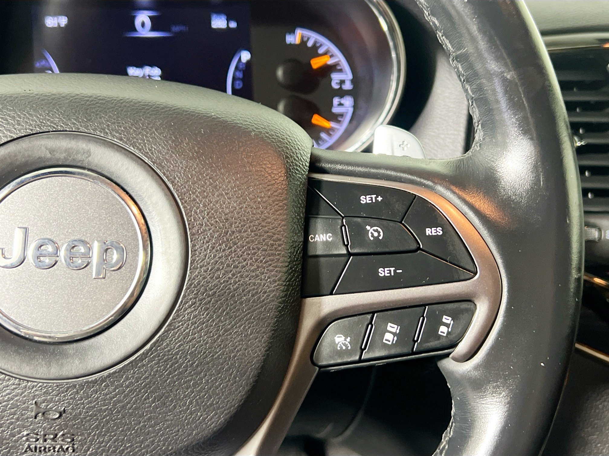 Used 2019 Jeep Grand Cherokee Limited X RWD image 19
