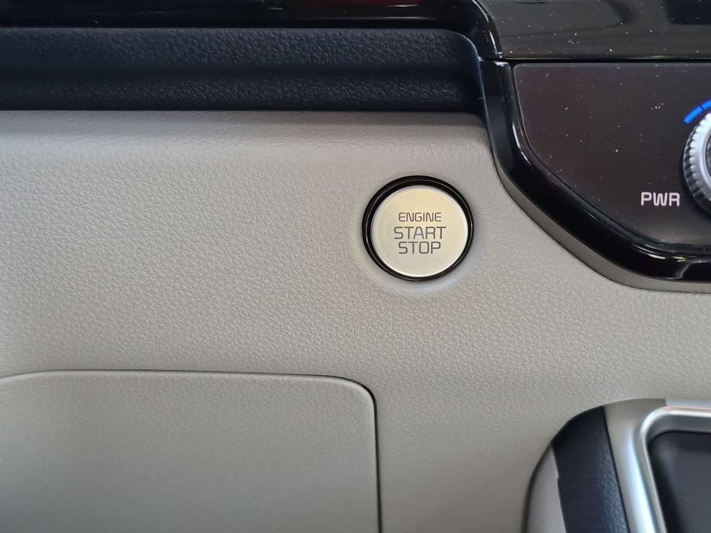New 2026 Kia Carnival SX Prestige FWD image 17