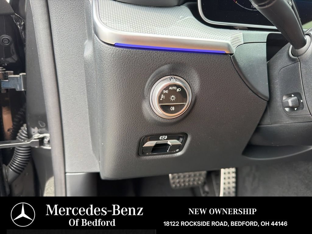 New 2026 Mercedes-Benz CLE 300 4MATIC Coupe image 9