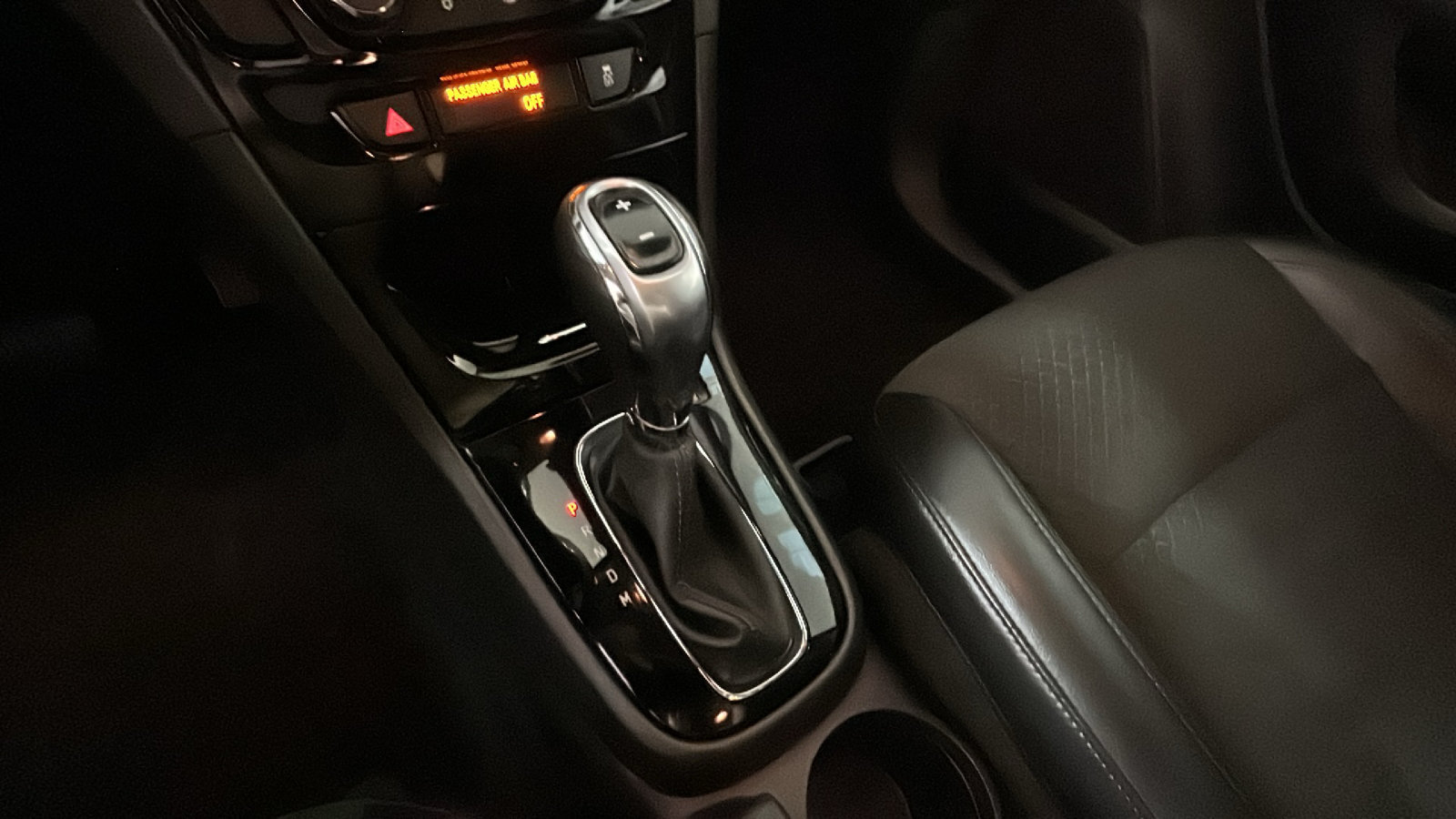 Used 2019 Buick Encore Preferred AWD/4WD image 26