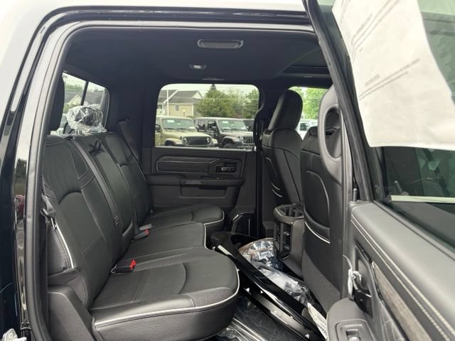 New 2026 RAM 3500 Limited AWD/4WD image 31