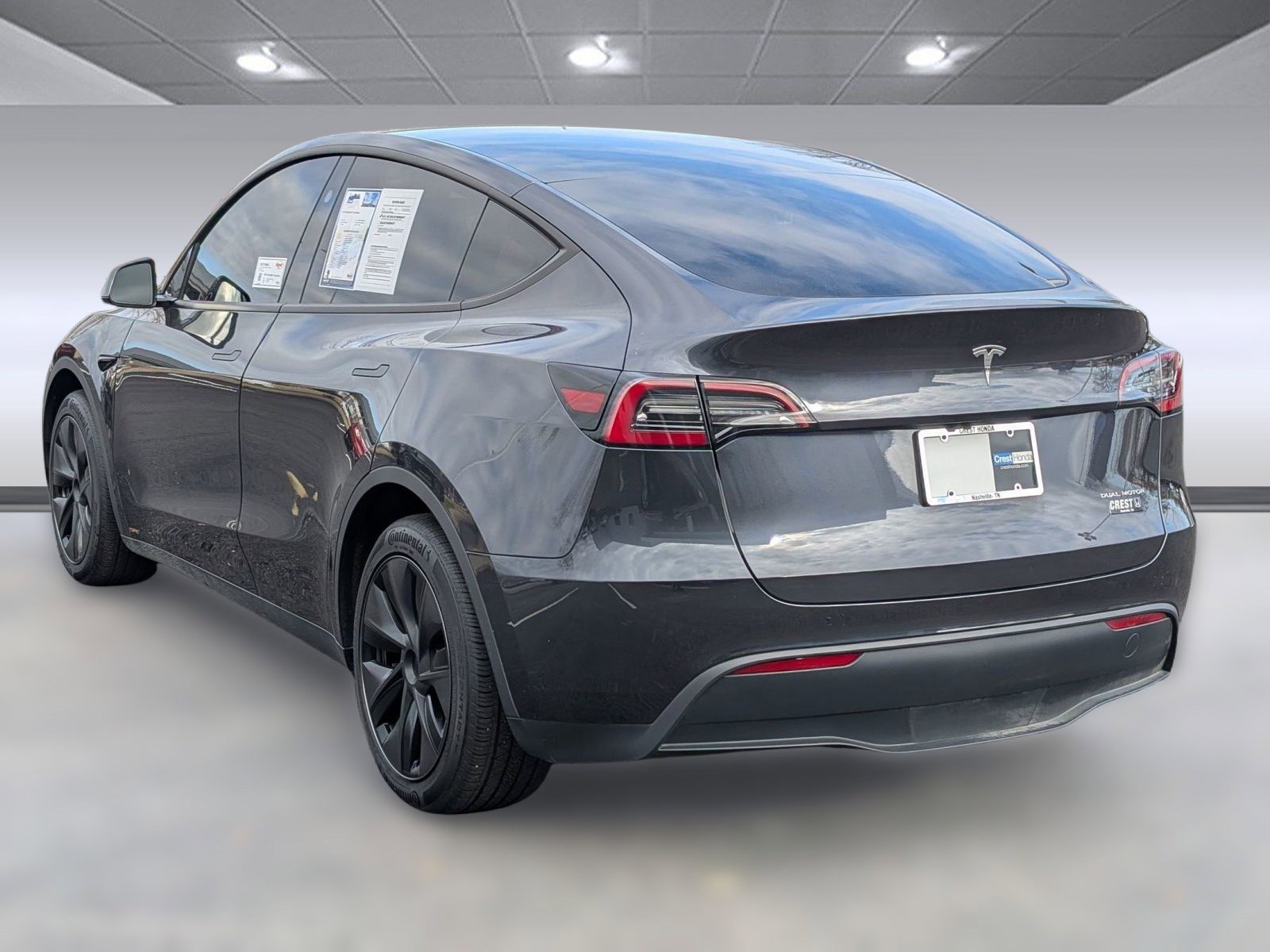 Used 2025 Tesla Model Y Long Range image 3