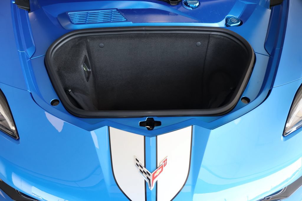 Used 2025 Chevrolet Corvette Z06 w/ Chrome Exterior Badge Package RWD image 15