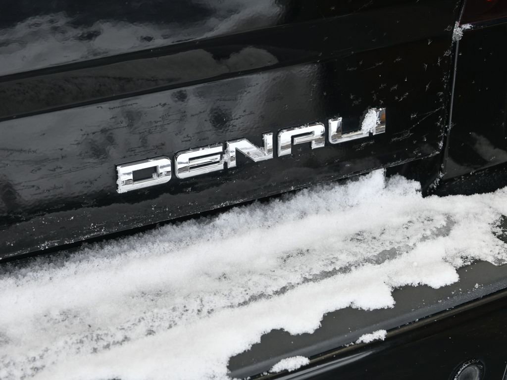 Used 2015 GMC Sierra 1500 Denali w/ Driver Alert Package image 12