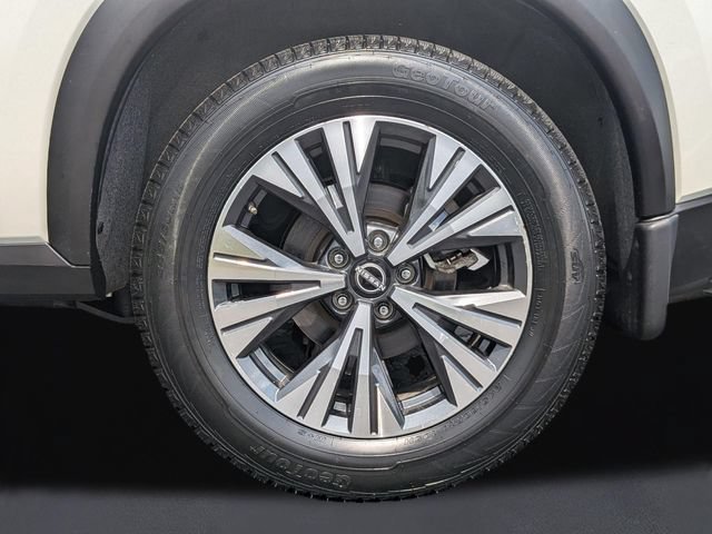 Certified 2023 Nissan Rogue SV w/ SV Premium B Package AWD/4WD image 11
