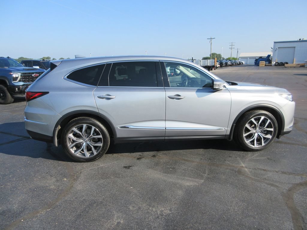 Used 2023 Acura MDX w/ Technology Package AWD/4WD image 5