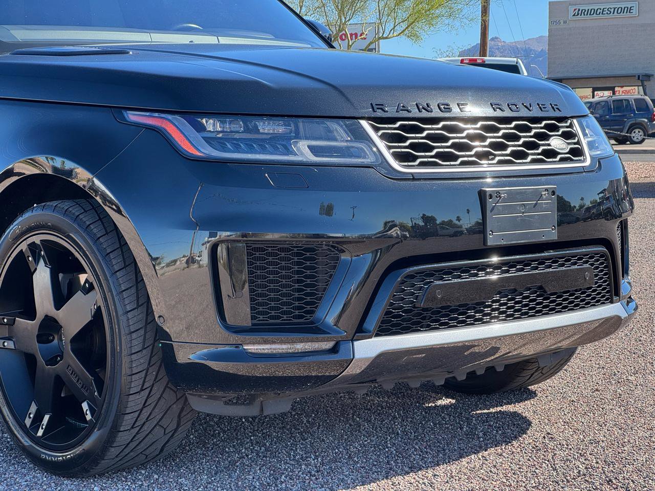 Used 2020 Land Rover Range Rover Sport HSE image 22