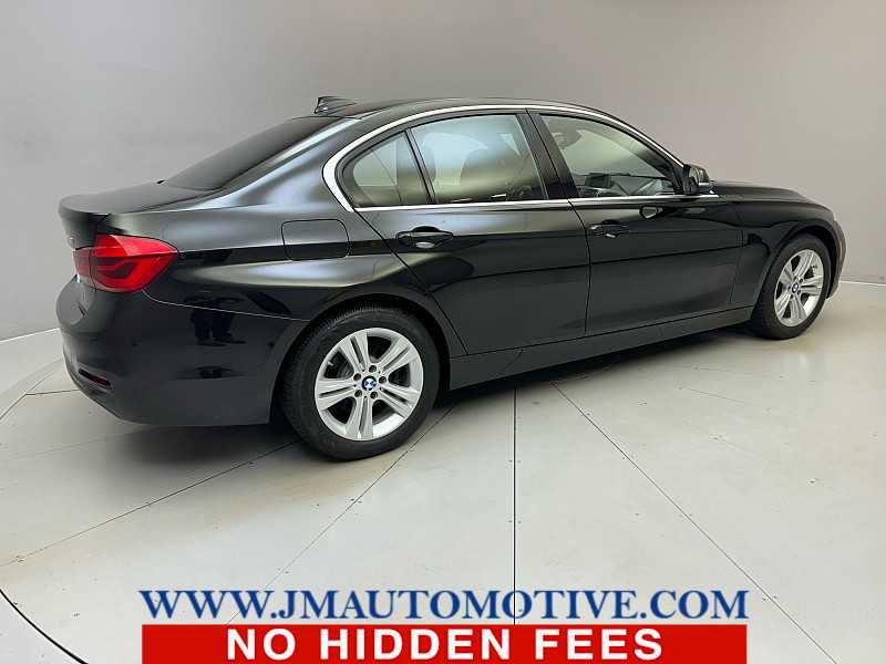 Used 2017 BMW 330i xDrive Sedan image 5