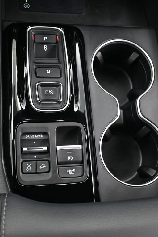 Used 2023 Honda Pilot Touring image 17