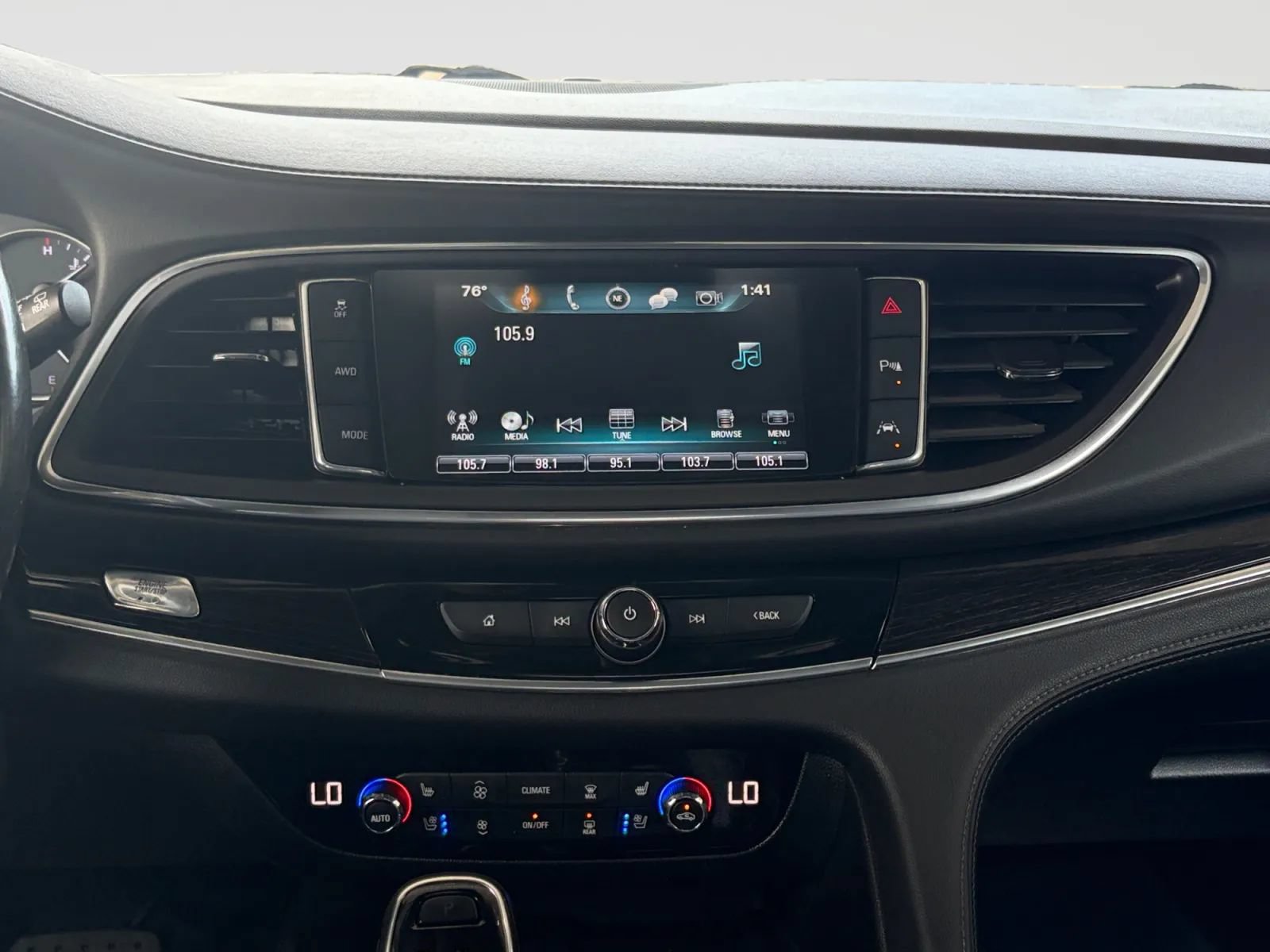 Used 2019 Buick Enclave Avenir w/ Avenir Technology Package AWD/4WD image 25