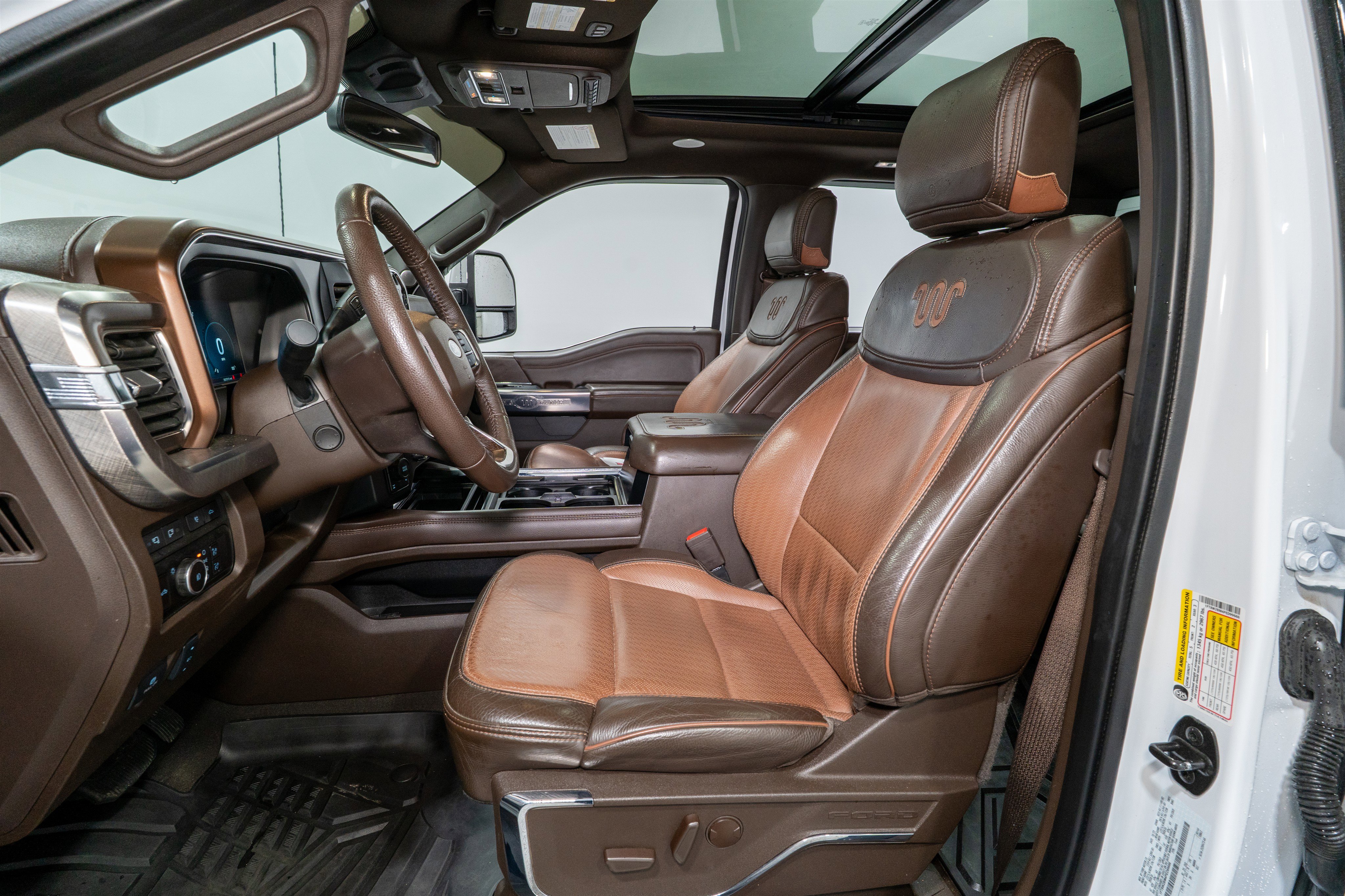 Used 2023 Ford F250 King Ranch w/ Chrome Package image 20