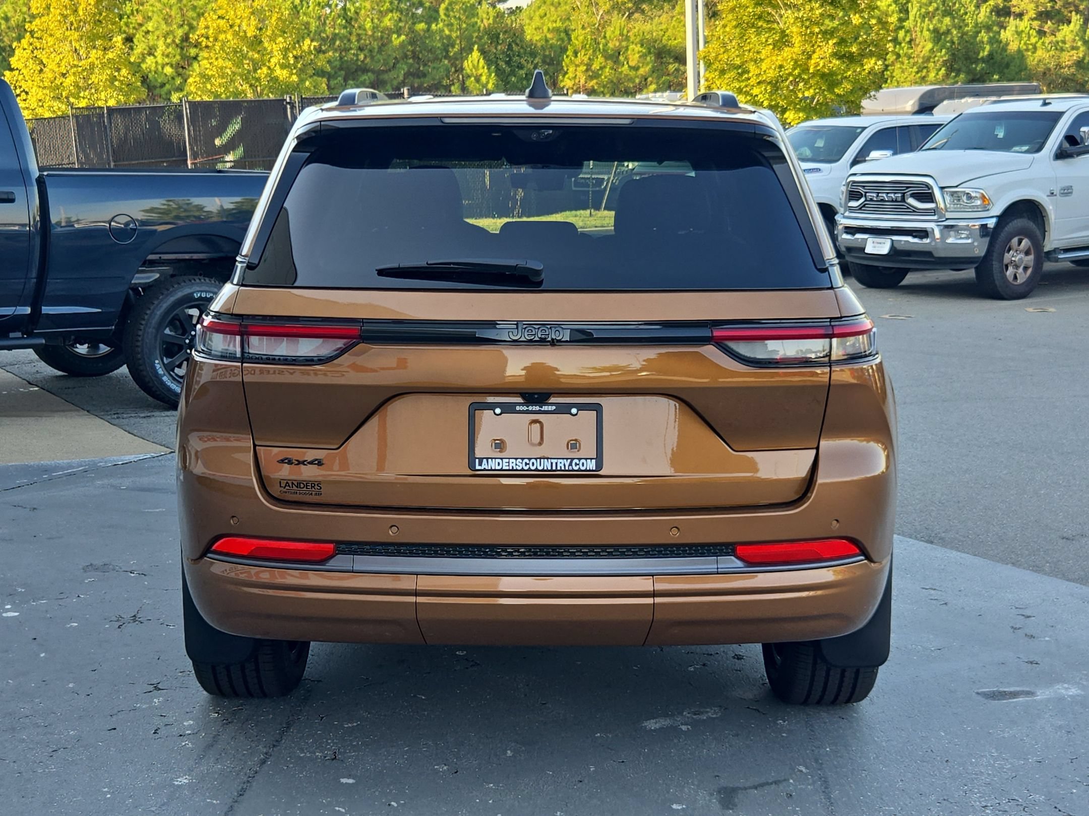 New 2027 Jeep Grand Cherokee Limited AWD/4WD image 6