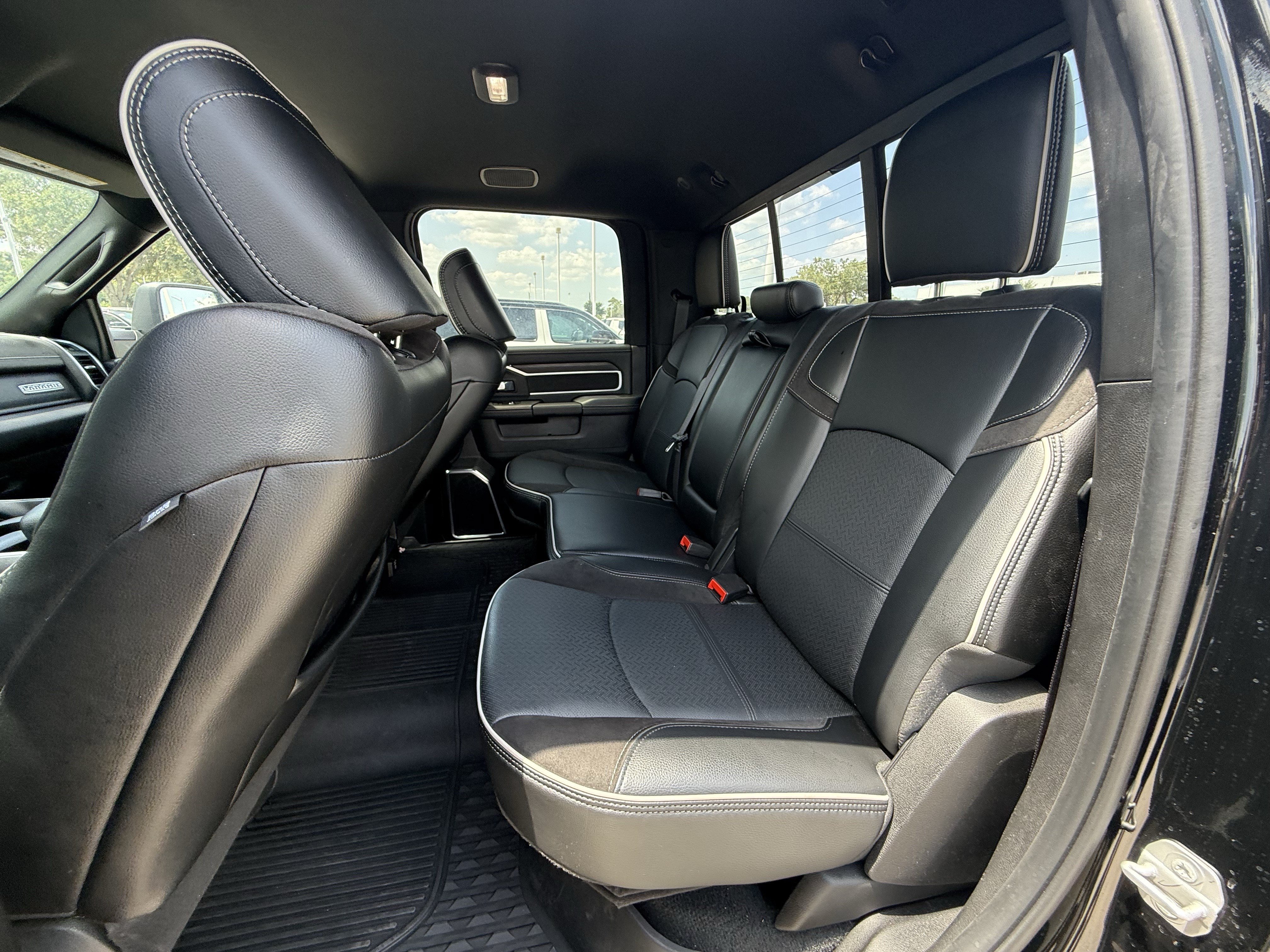 Used 2025 RAM 3500 Laramie w/ Night Edition AWD/4WD image 29