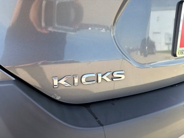 Used 2020 Nissan Kicks SR FWD image 12