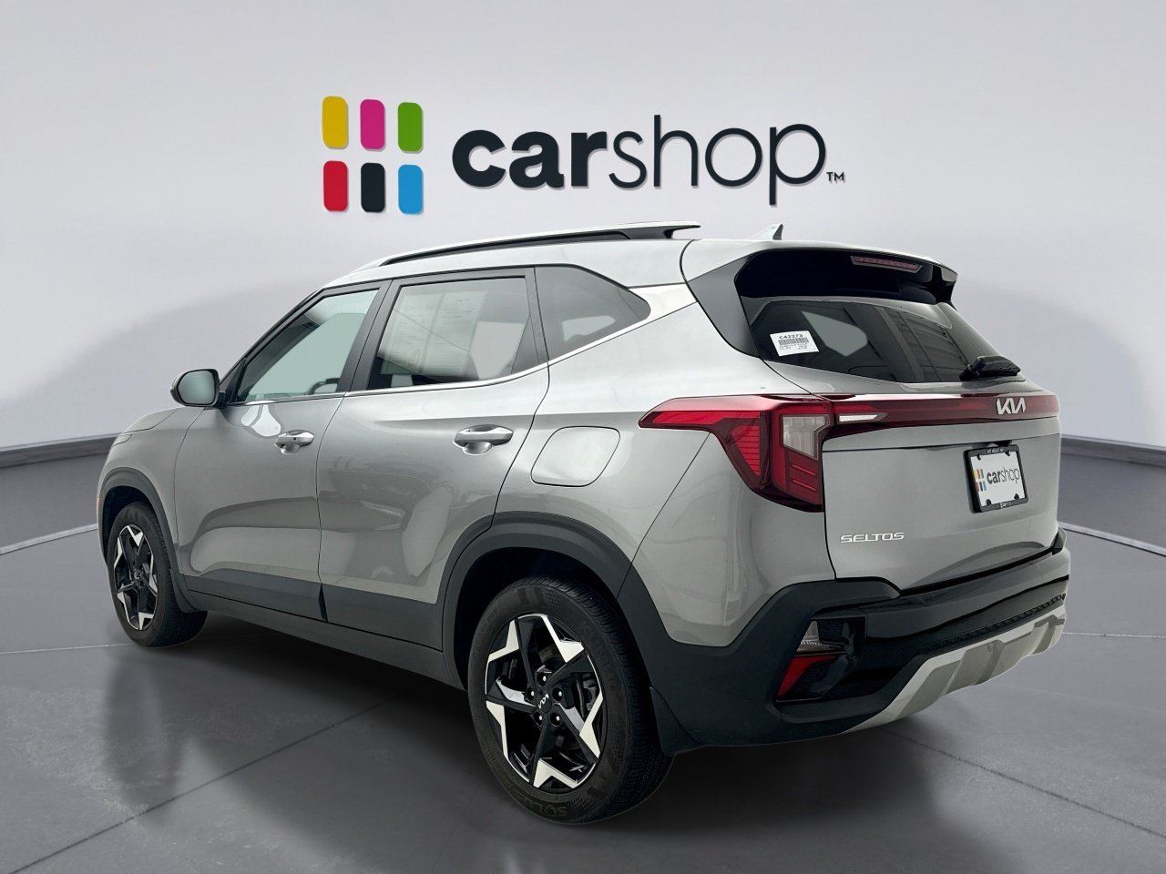Used 2024 Kia Seltos EX AWD/4WD image 3