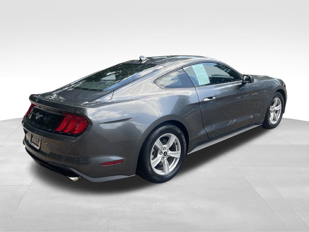 Used 2020 Ford Mustang Coupe RWD image 11