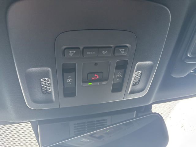 Used 2026 Toyota Camry XSE w/ Premium Plus Package image 13