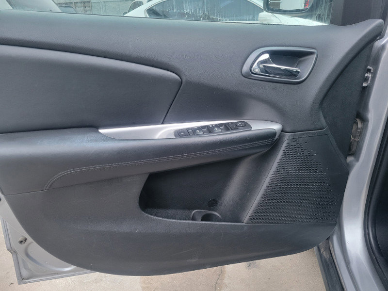 Used 2017 Dodge Journey SXT w/ Safe & Sound Group image 16